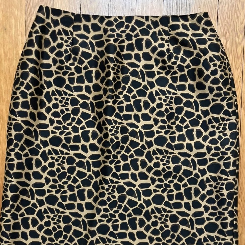 Ann Taylor Size 6 Animal Print Skirt